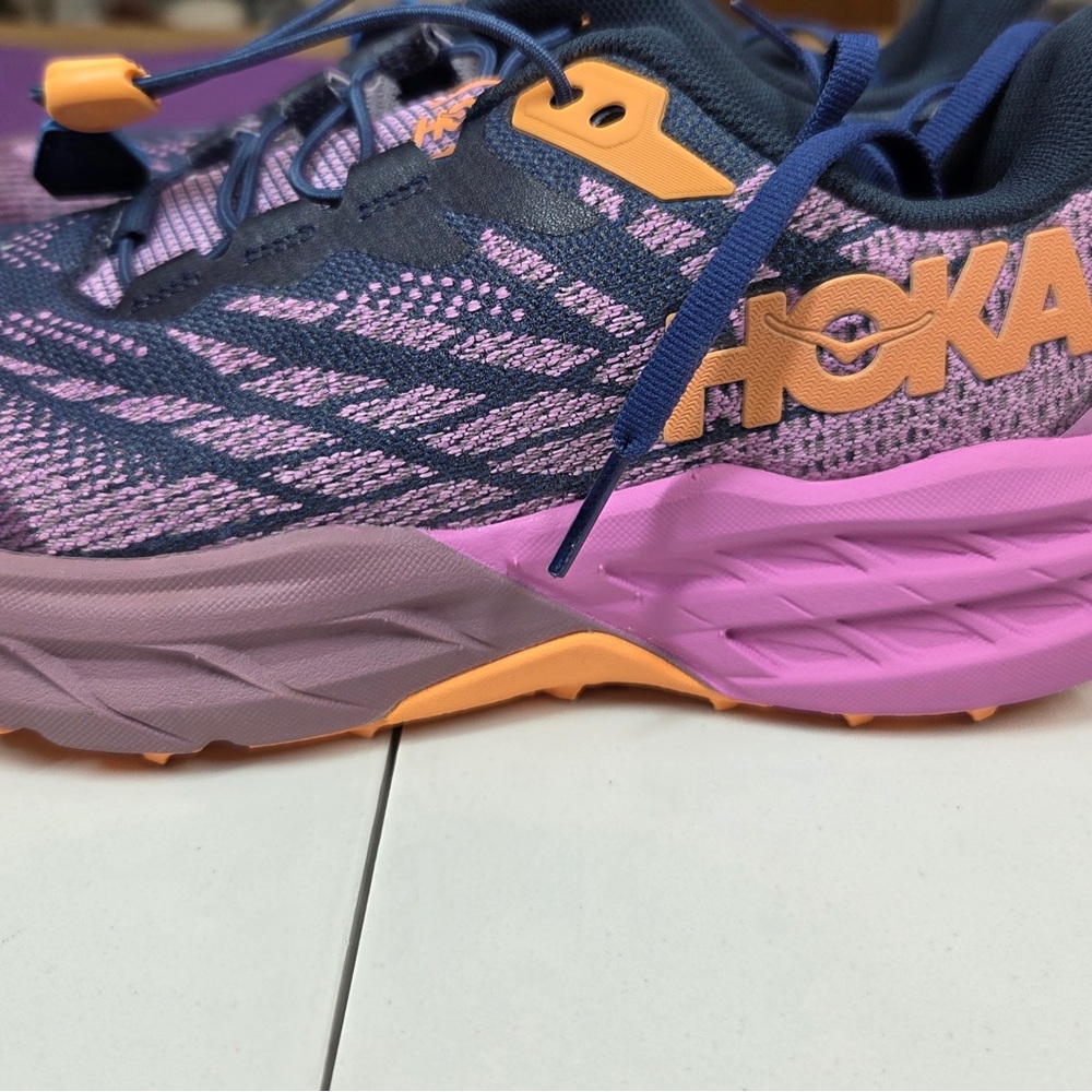 NEW HOKA Speedgoat 5 Youth Girl Sneakers Size 5 (PU6300) - Picture 11 of 15